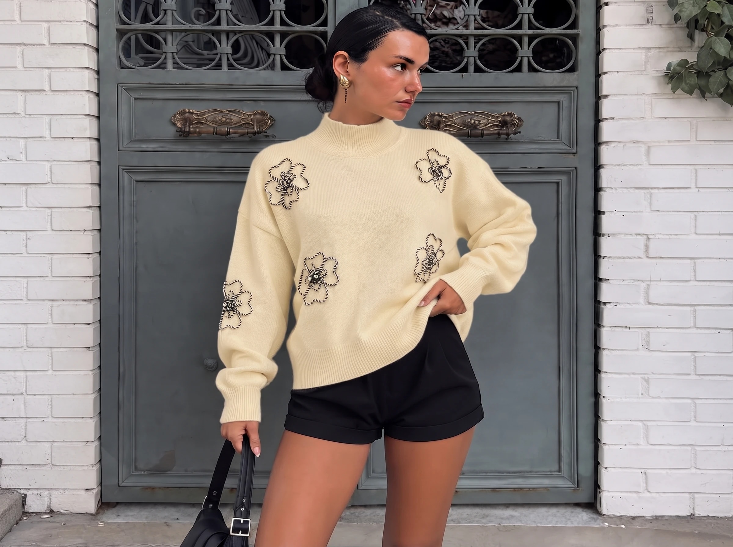 Elegant Floral Embroidered Knitwear
