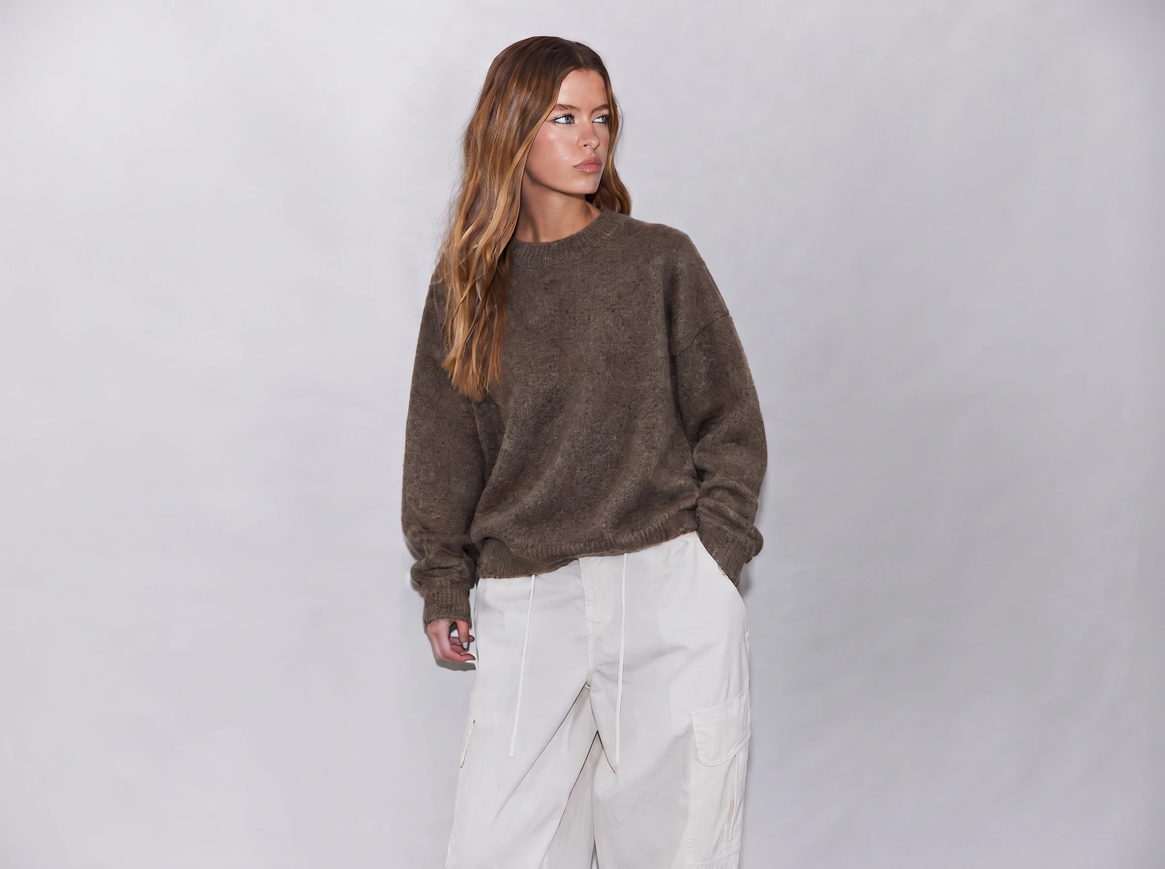 Lace-Detail Knitwear